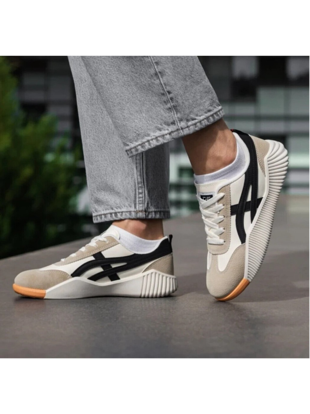 De Florance "Vintage Sneaker" Cream White Black